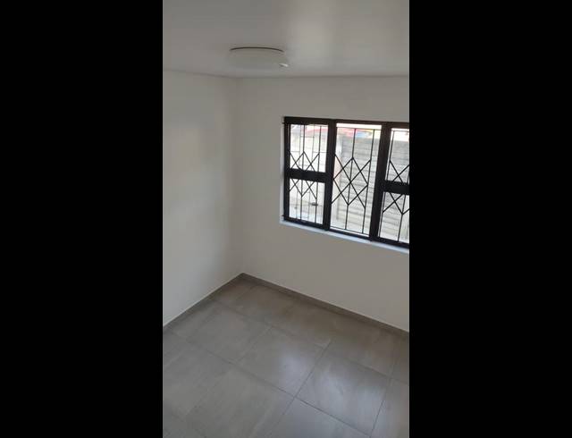 3 BEDROOM HOUSE FOR SALE IN BRACKENHAM